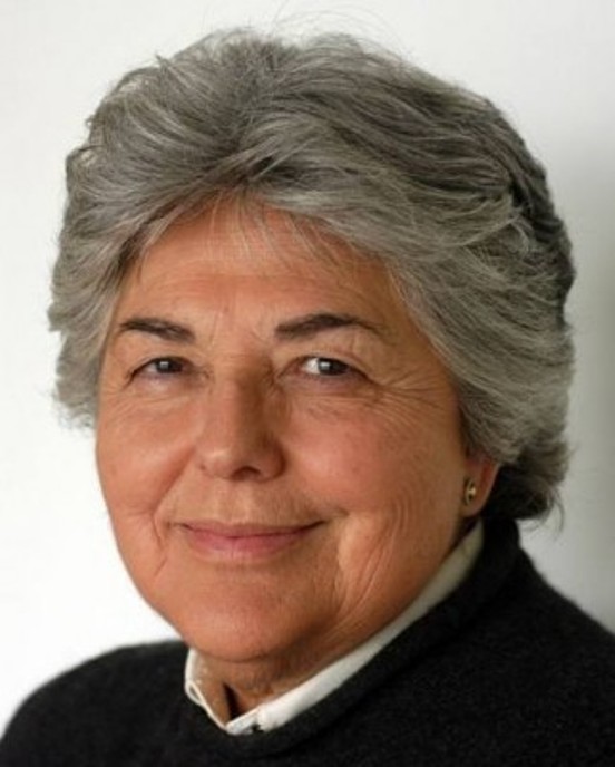 MARIA de Sousa, 72 anos, investigadora na área da Imunologia, foi galardoada este ano com o Prémio Universidade de Coimbra. Aluna na Faculdade de Medicina ... - mariasousa552