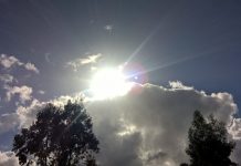 Dias com nuvens