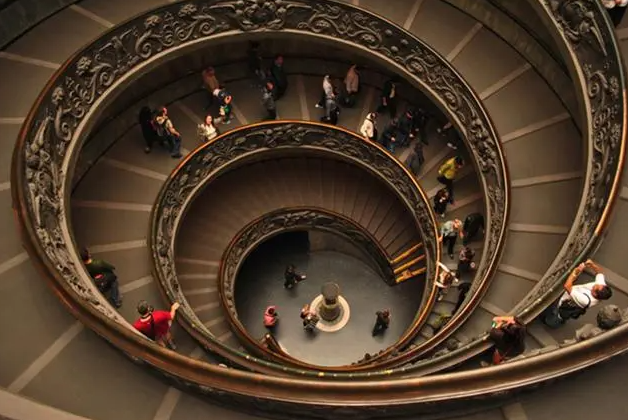 dicioporto_escada_caracol_vaticano