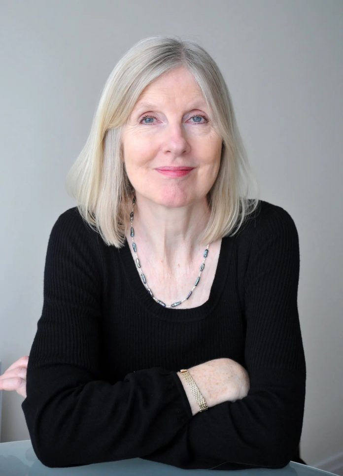 Helen DUNMORE