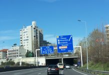 Notícias em três linhas