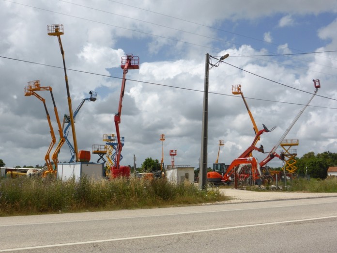 89_alvaro_domingues_rua_estrada_politica_desgrenhada_cp